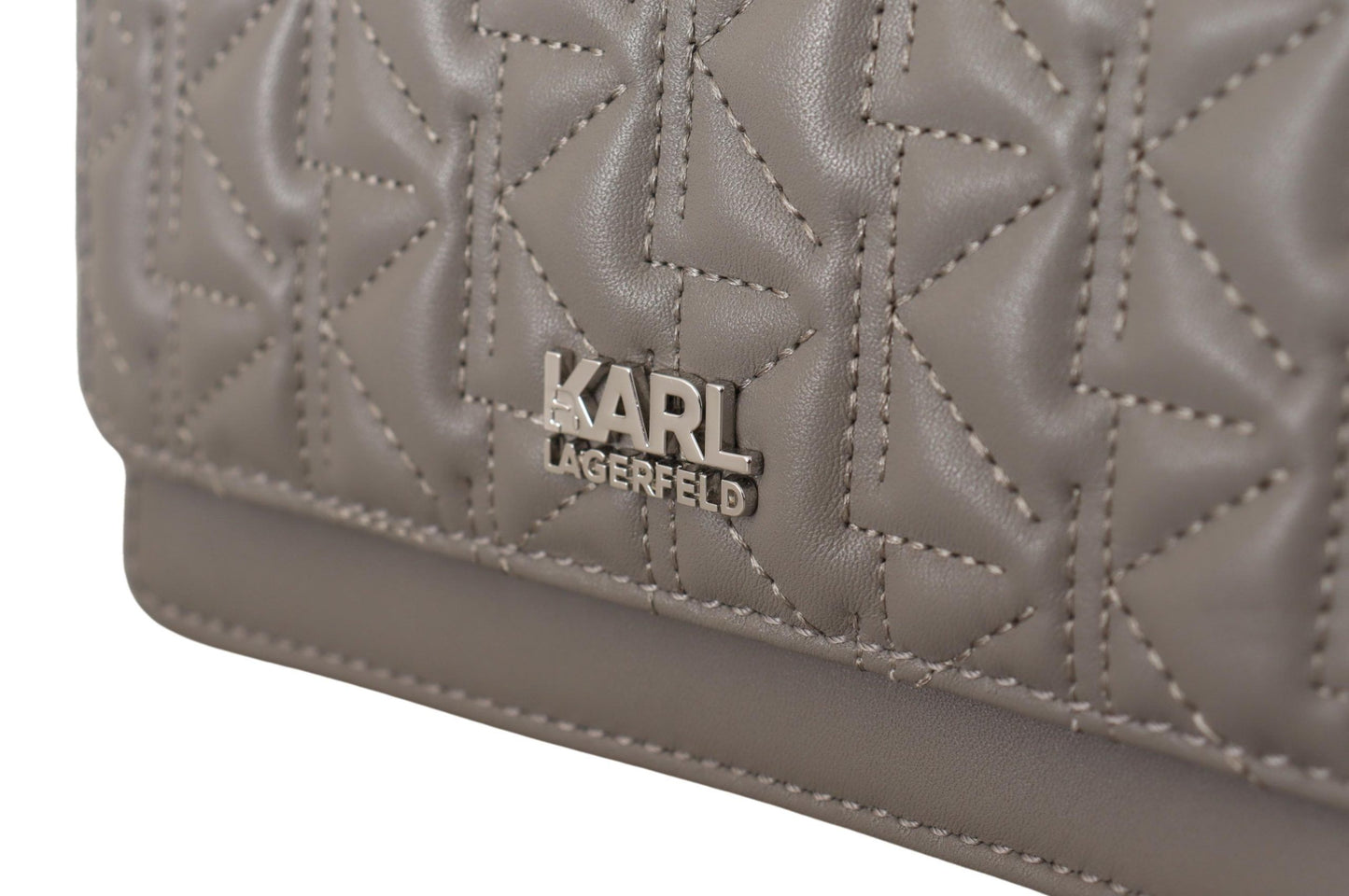 Karl Lagerfeld vaaleanharmaa nahkainen crossbody laukku